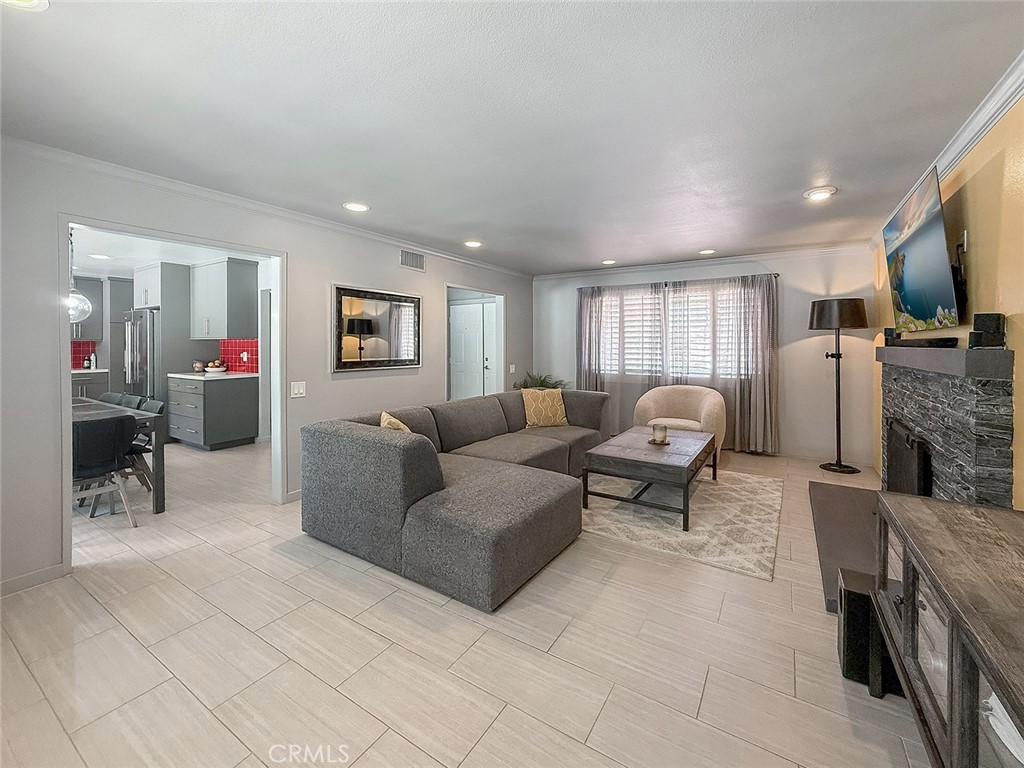 5856 Greenview Road Calabasas, CA 91302 - Photo 12 of 55