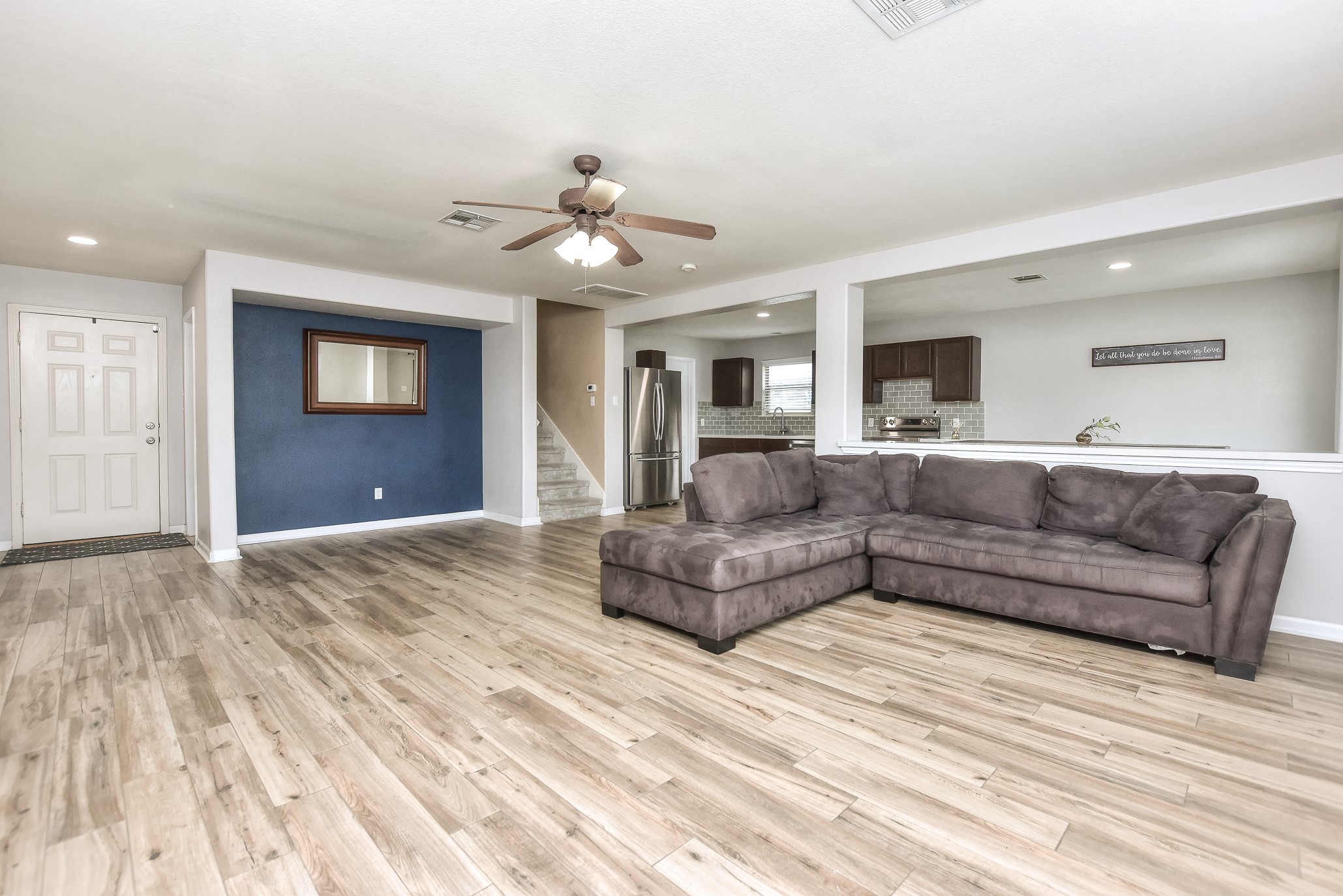 74 Jan Lane Georgetown, TX 78626 - Photo 15 of 31 a living room with furniture and a ceiling fan