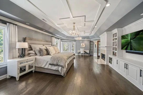 $1,999,000 | 599 Chateaux Bourne Drive, Barrington, IL 60010