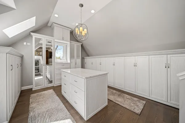 $1,999,000 | 599 Chateaux Bourne Drive, Barrington, IL 60010