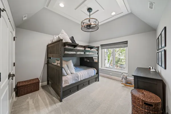 $1,999,000 | 599 Chateaux Bourne Drive, Barrington, IL 60010