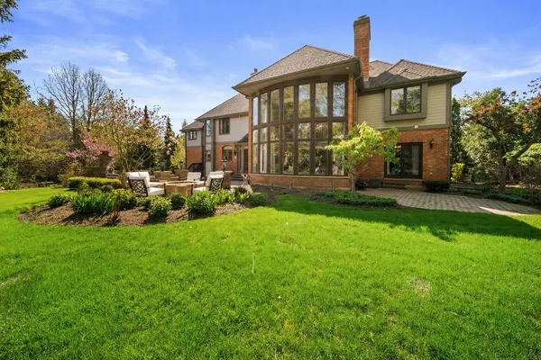 $1,999,000 | 599 Chateaux Bourne Drive, Barrington, IL 60010