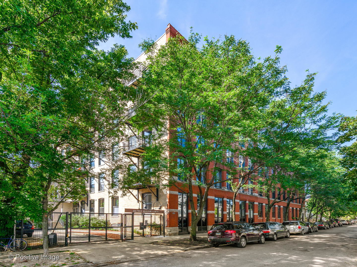 2511 West Moffat Street, Unit 108 Chicago, IL 60647 - Photo 1 of 19