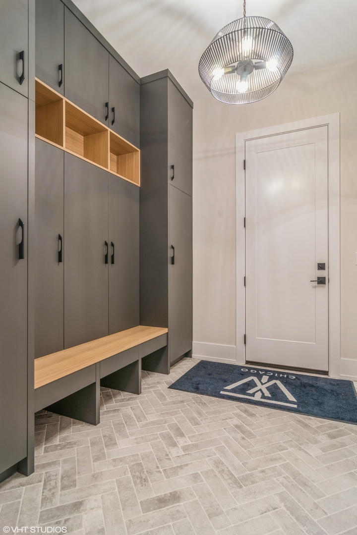 769 South Prospect Avenue Elmhurst, IL 60126 - Photo 11 of 19