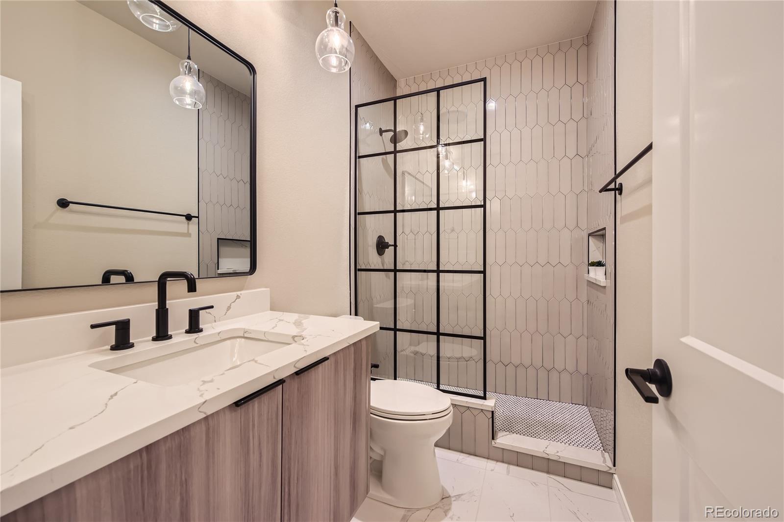 2735 Southshire Road Highlands Ranch, CO 80126 - Photo 19 of 50 Gallery Image 19