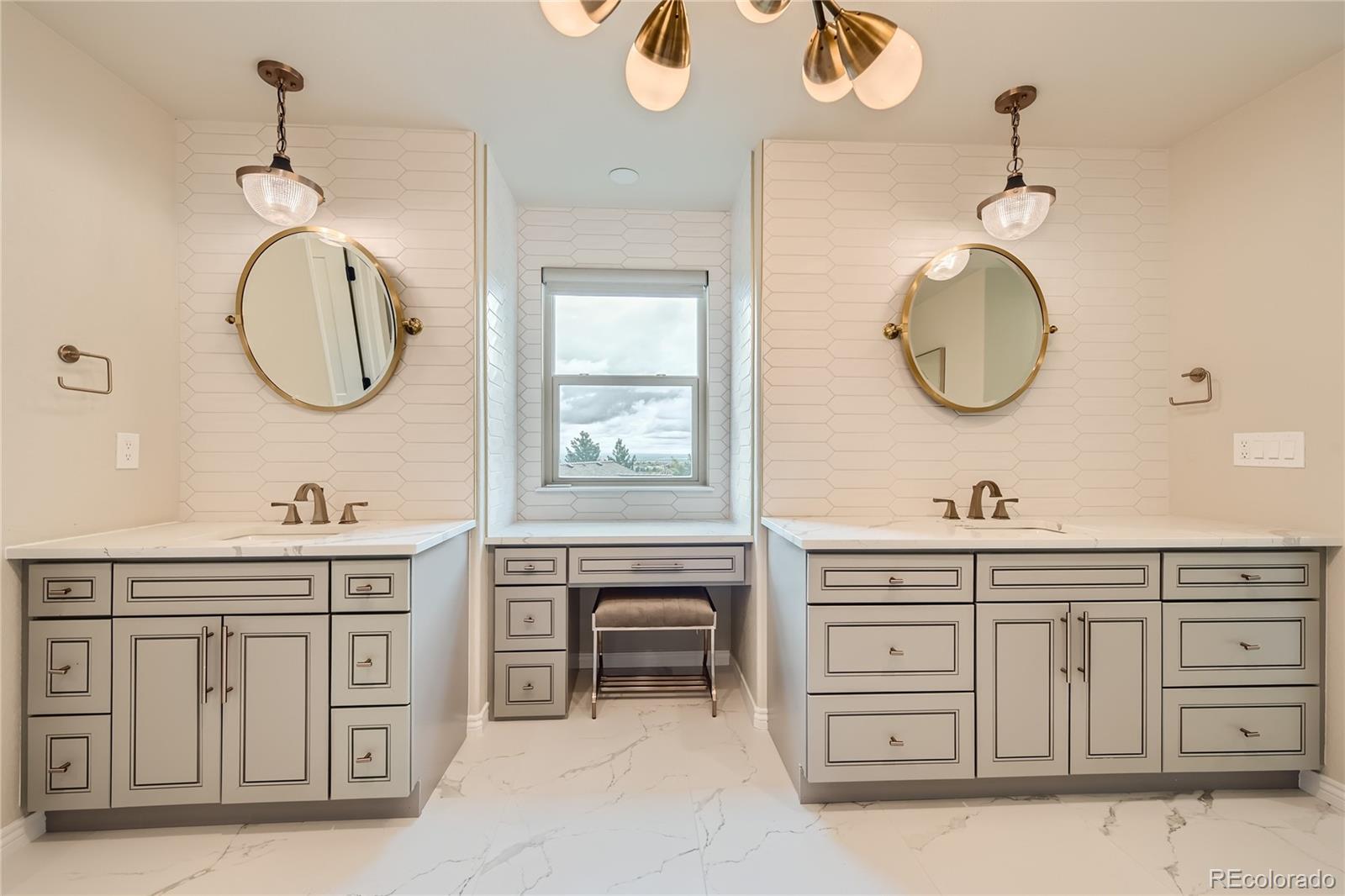 2735 Southshire Road Highlands Ranch, CO 80126 - Photo 26 of 50 Gallery Image 26