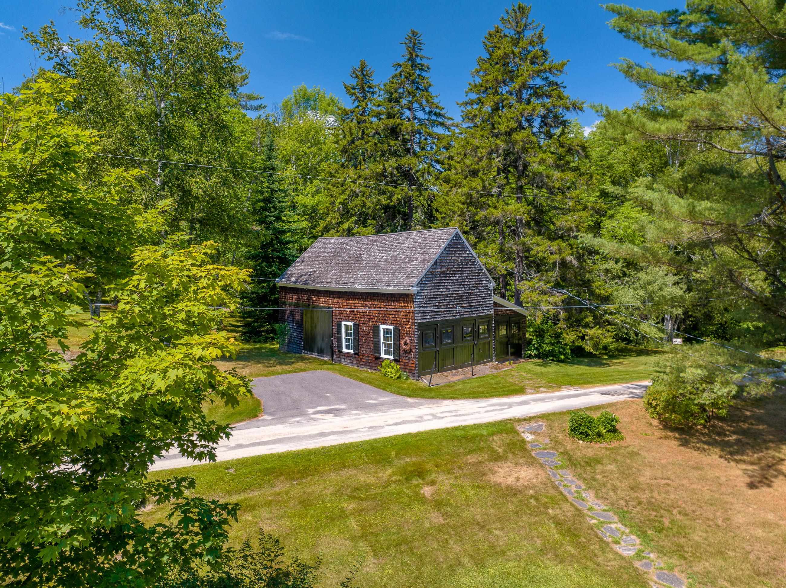 720 Blake Road Sugar Hill, NH 03586 - Photo 36 of 40 Gallery Image 36