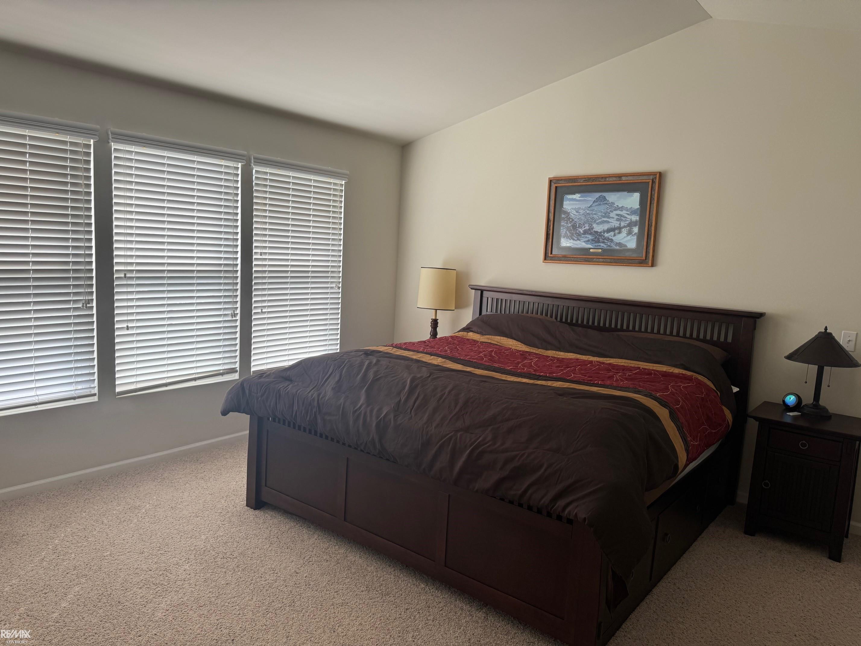 49470 Tottenham Lane Macomb, MI 48044 - Photo 14 of 35 50189423-d563fa64-9566-4c96-ae80-fb64f74fab23.JPG