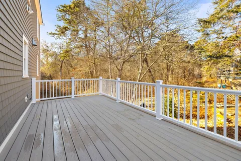 $899,000 | 1 Shore Drive, Harwich, MA 02645