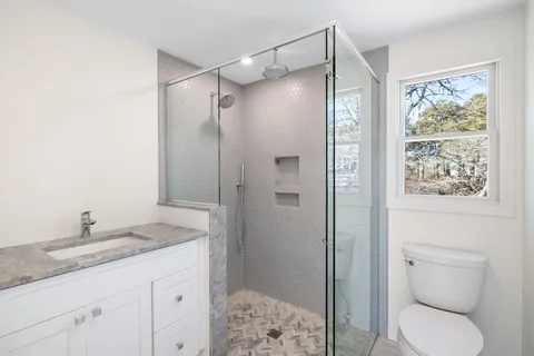 $899,000 | 1 Shore Drive, Harwich, MA 02645