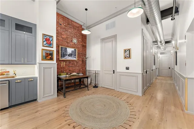 a view of an empty walk in closet