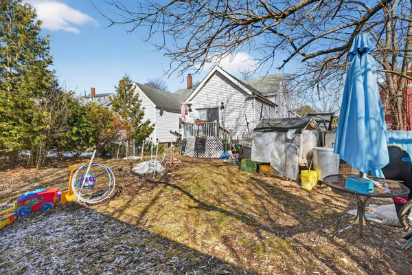 $279,900 | 11-13 Jackson Street, Hillsborough, NH 03244