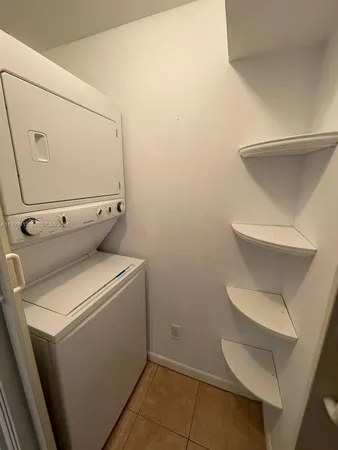 $3,900 | 770 Claughton Island Drive, Unit PH19, Miami, FL 33131