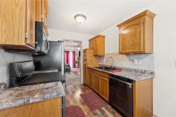 $214,900 | 1308 Northwest Ashley Drive, Grain Valley, MO 64029