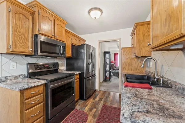 $214,900 | 1308 Northwest Ashley Drive, Grain Valley, MO 64029