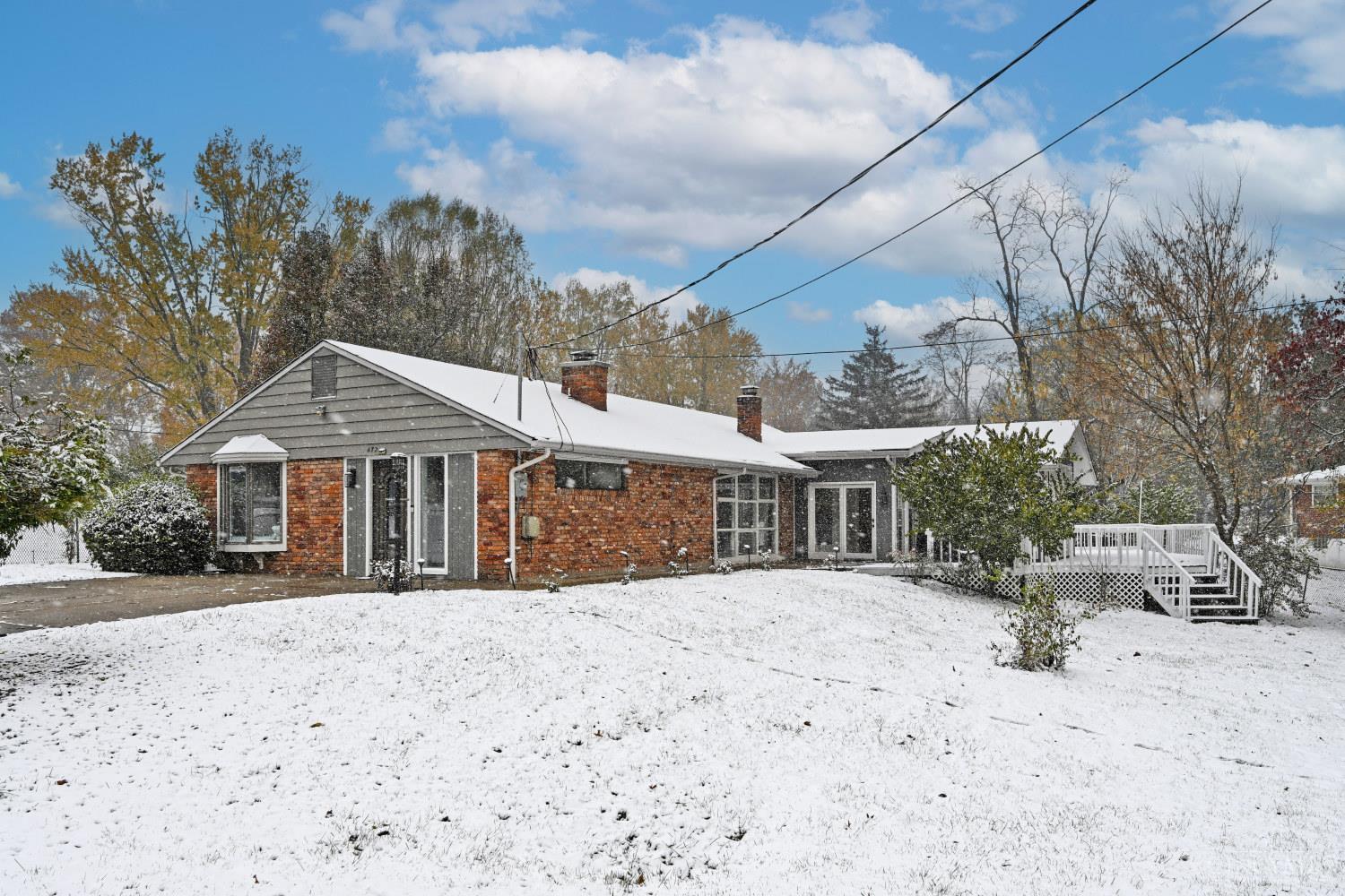 472 Craig Road Cincinnati, OH 45244 - Photo 1 of 56