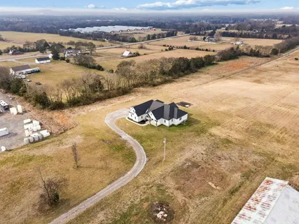 $949,900 | 213 Jack Pickle Lane, Lewisburg, TN 37091