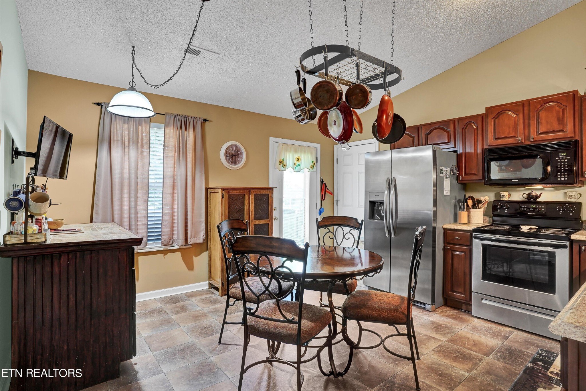 7634 Cotton Patch Road Corryton, TN 37721 - Photo 7 of 26 Gallery Image 7