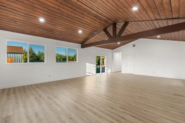 $999,999 | 14125 Ward Avenue, Patterson, CA 95363