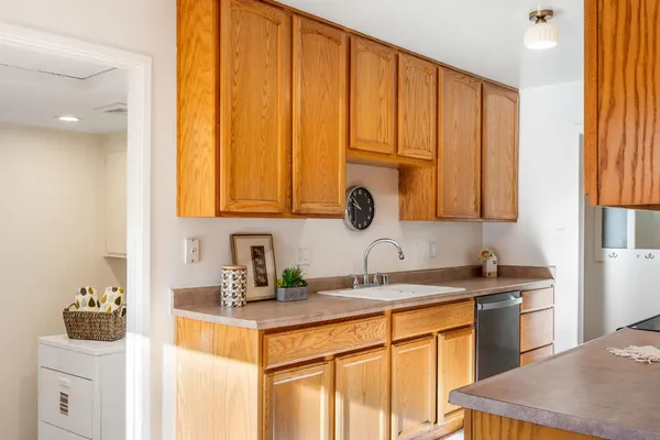 $675,000 | 2306 Regis Drive, Davis, CA 95618