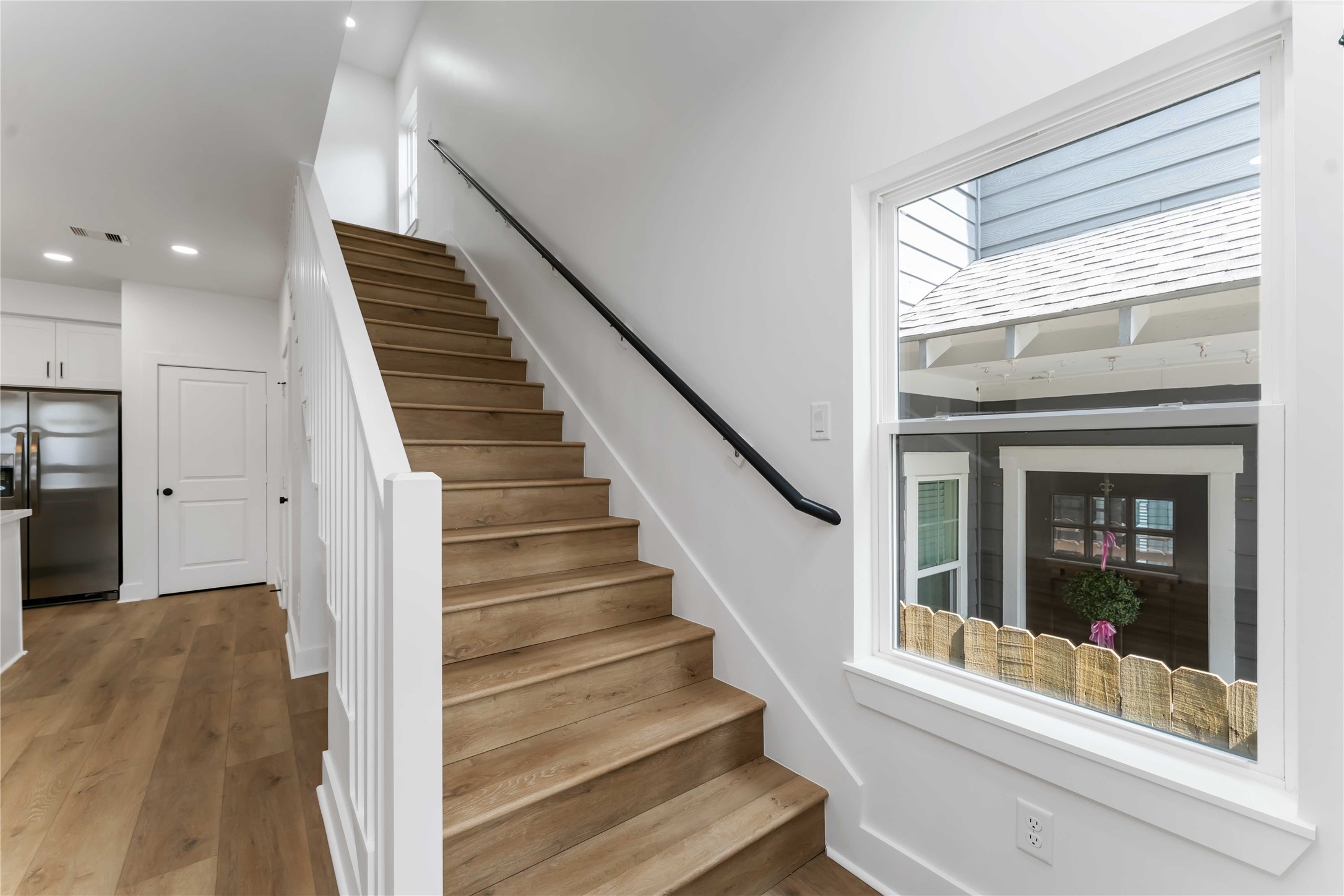 3520 Castor Street, Unit A B Houston, TX 77022 - Photo 15 of 47 Reference/Model Photo