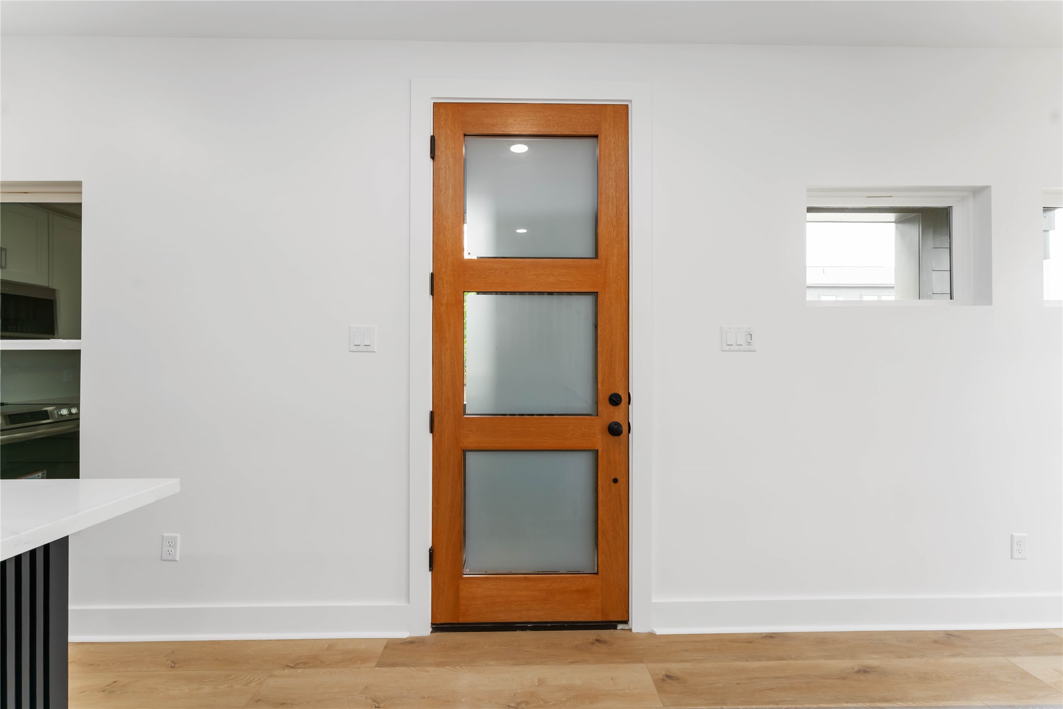 3520 Castor Street, Unit A B Houston, TX 77022 - Photo 26 of 47 a view of an entryway