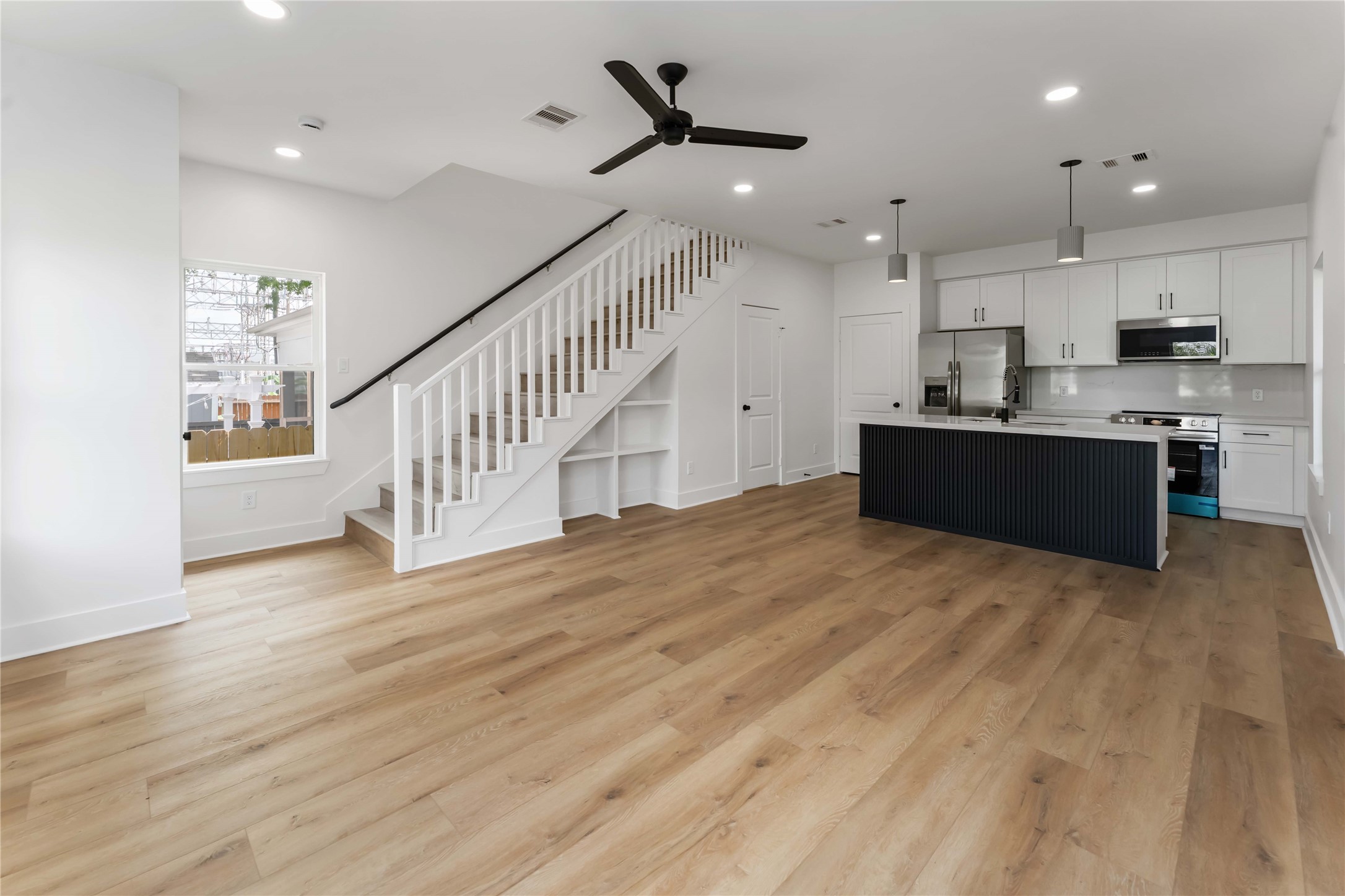 3520 Castor Street, Unit A B Houston, TX 77022 - Photo 31 of 47 Reference/Model Photo