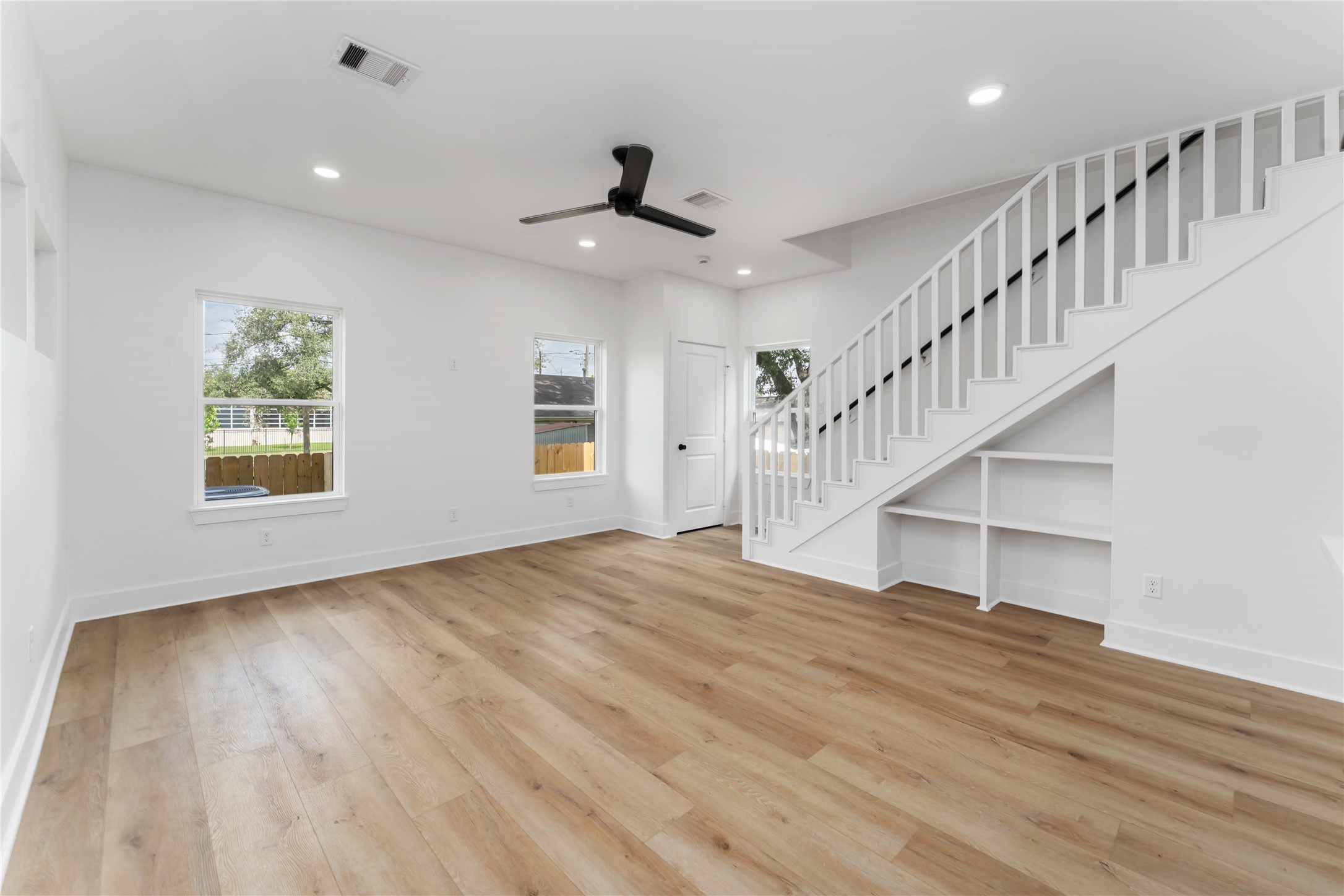 3520 Castor Street, Unit A B Houston, TX 77022 - Photo 32 of 47 Reference/Model Photo