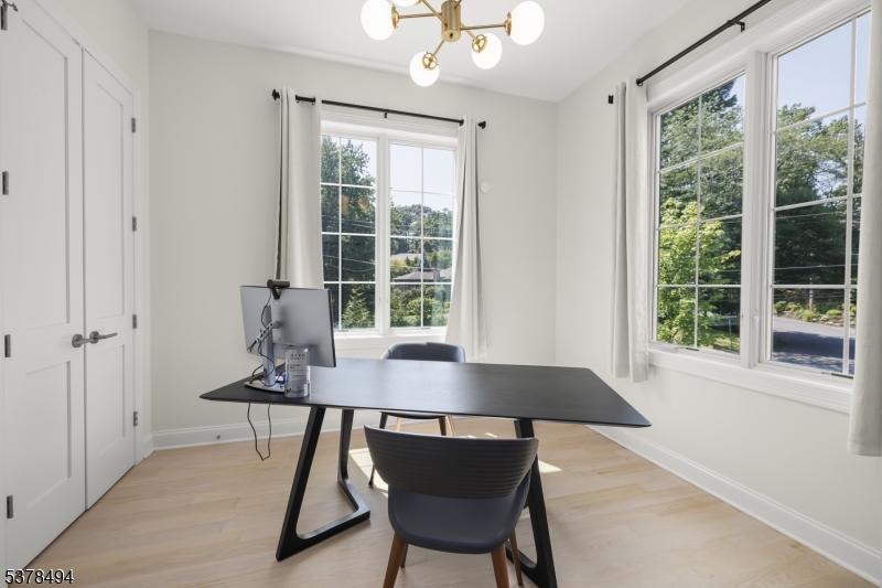20 Woodfern Road Summit, NJ 07901 - Photo 9 of 46