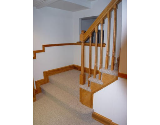 28 Thistle Road Woburn, MA 01801 - Photo 12 of 28 Gallery Image 12