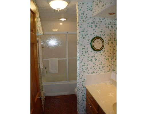 28 Thistle Road Woburn, MA 01801 - Photo 20 of 28 Gallery Image 20