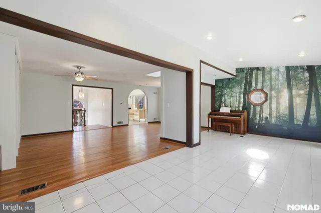 a view of a livingroom with furniture and window