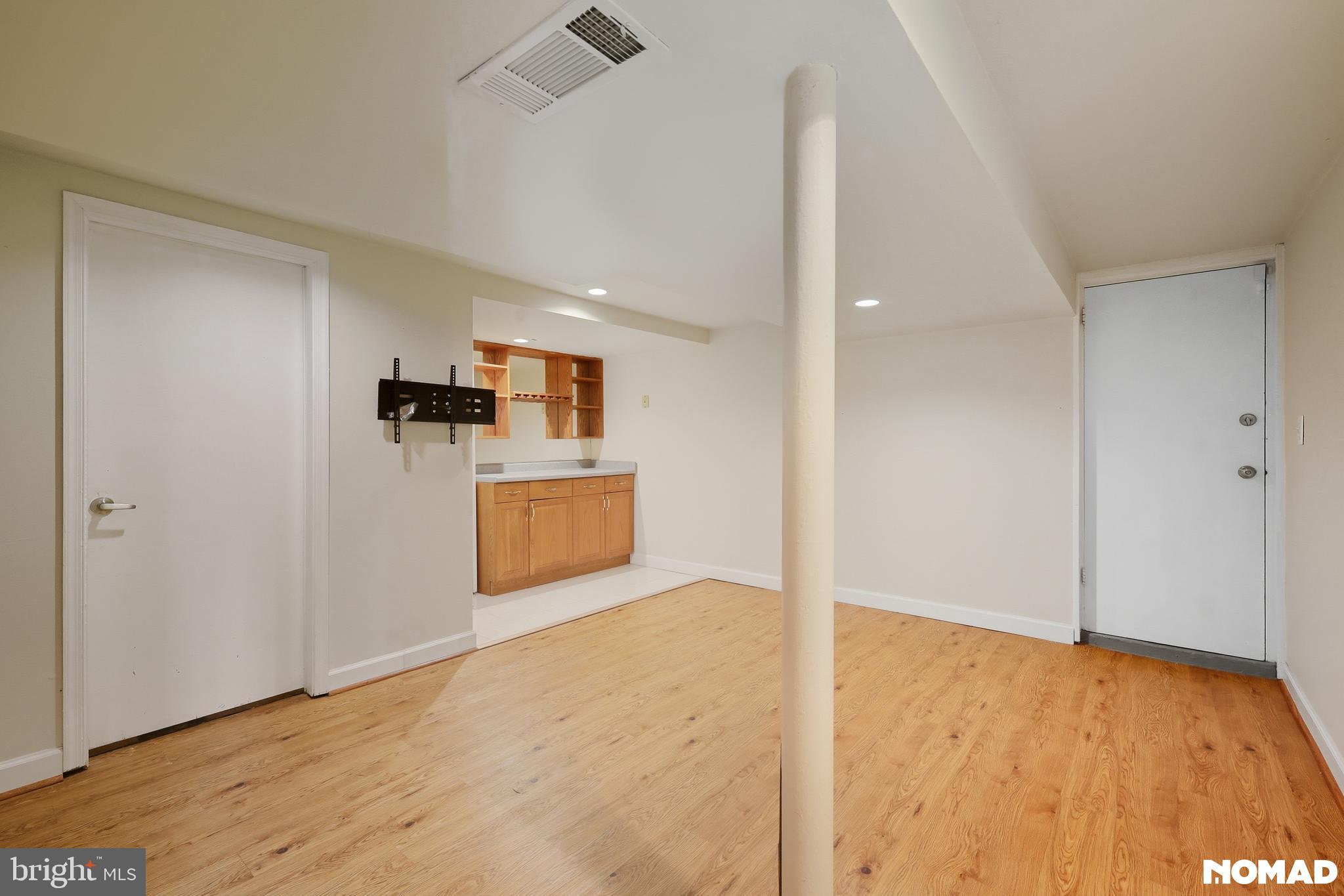 303 Mansfield Road Silver Spring, MD 20910 - Photo 24 of 28