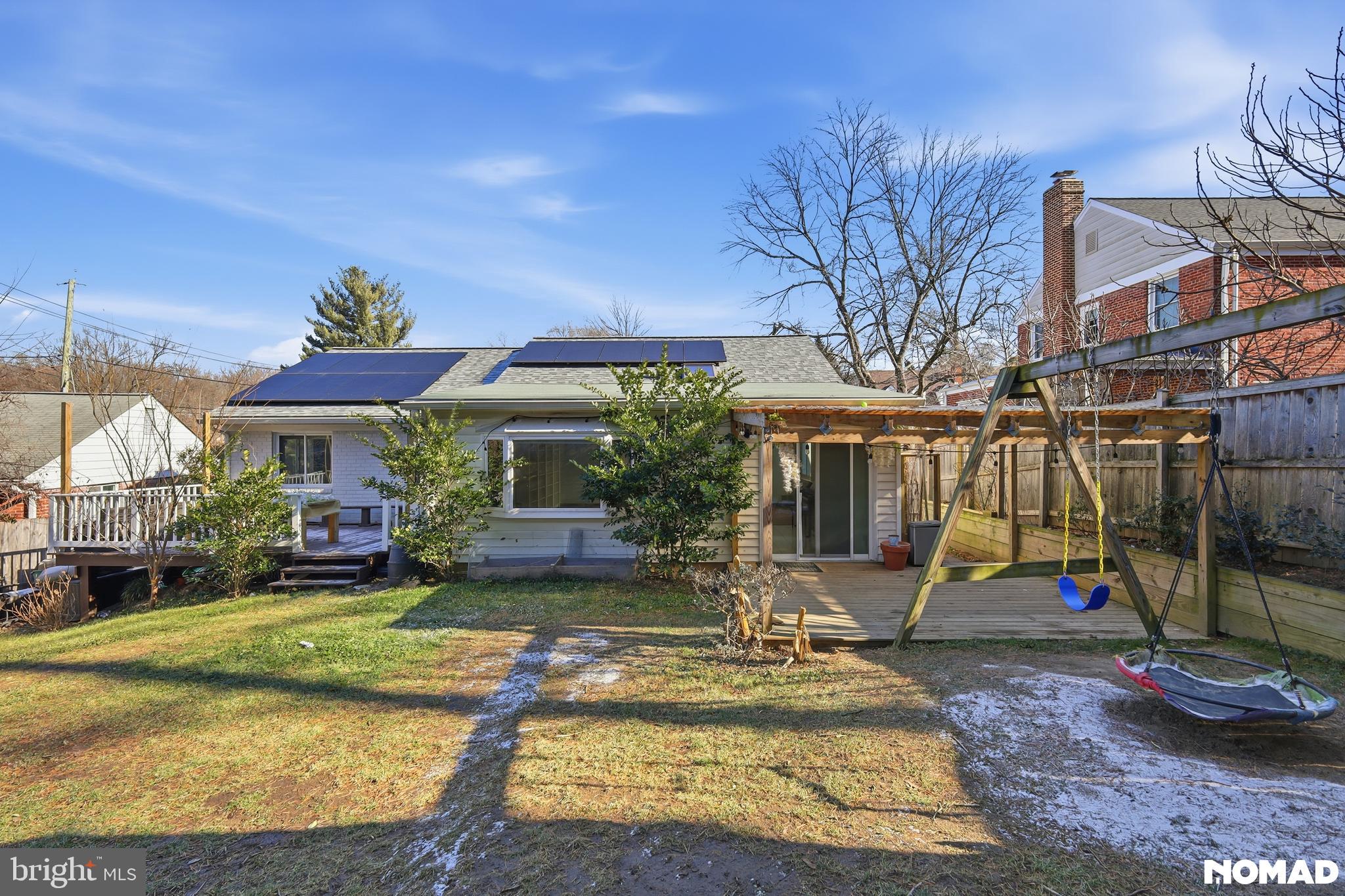 303 Mansfield Road Silver Spring, MD 20910 - Photo 4 of 28