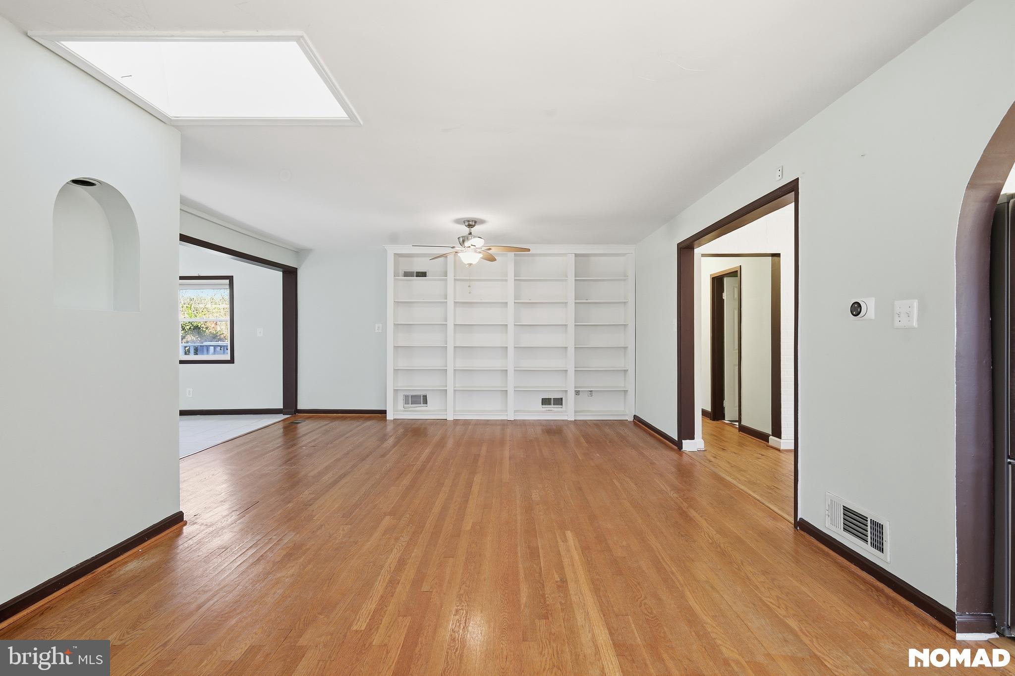 303 Mansfield Road Silver Spring, MD 20910 - Photo 10 of 28