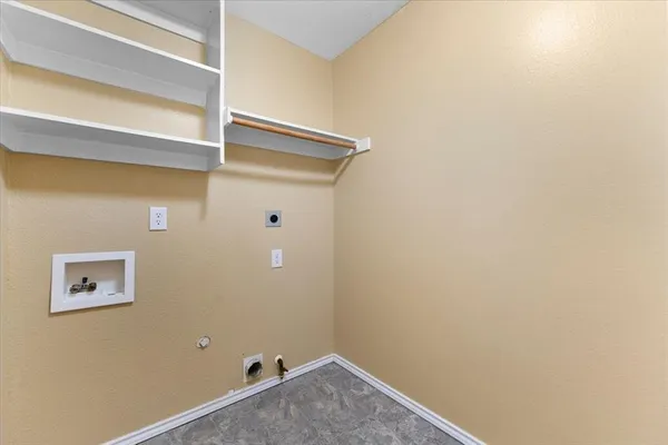 $2,595 | 2914 Post Oak Lane, McKinney, TX 75071