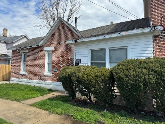 148 North Root Street, Unit 2 Aurora, IL 60505 - Photo 1 of 7