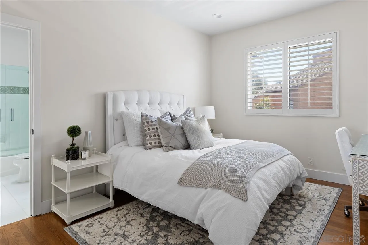 2431 Cordero Road Del Mar, CA 92014 - Photo 10 of 19 Gallery Image 10