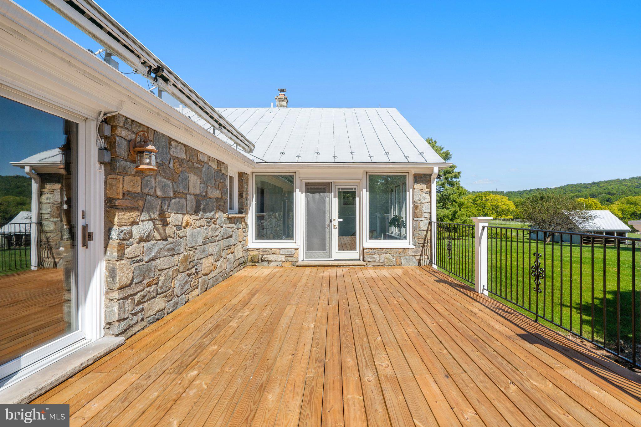 8313 Stable Gate Road Warrenton, VA 20186 - Photo 28 of 80 Gallery Image 28