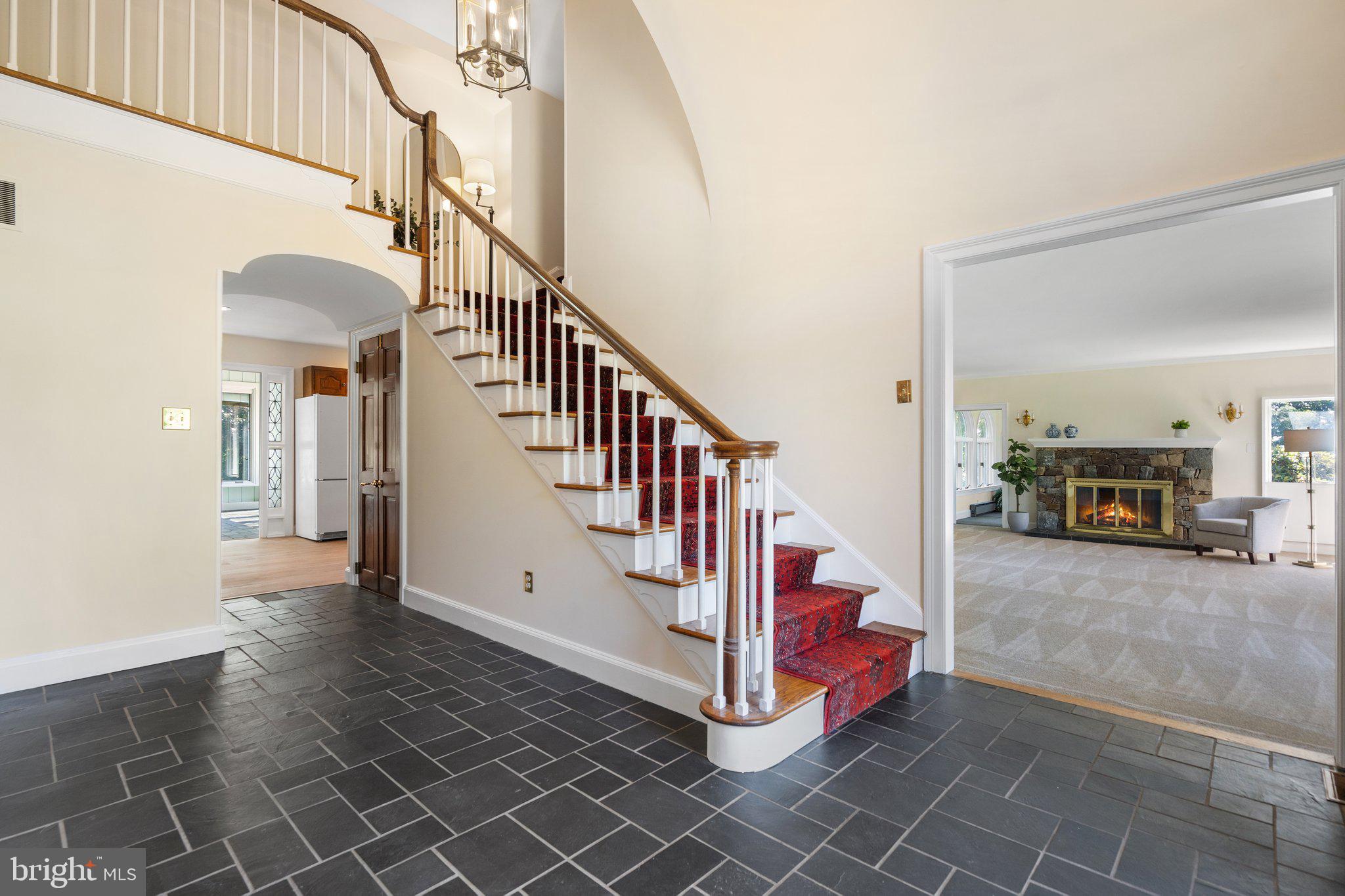 8313 Stable Gate Road Warrenton, VA 20186 - Photo 7 of 80 Gallery Image 7