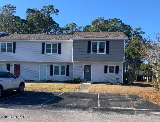 $1,400 | 2 Port W Court, Unit C, Swansboro, NC 28584