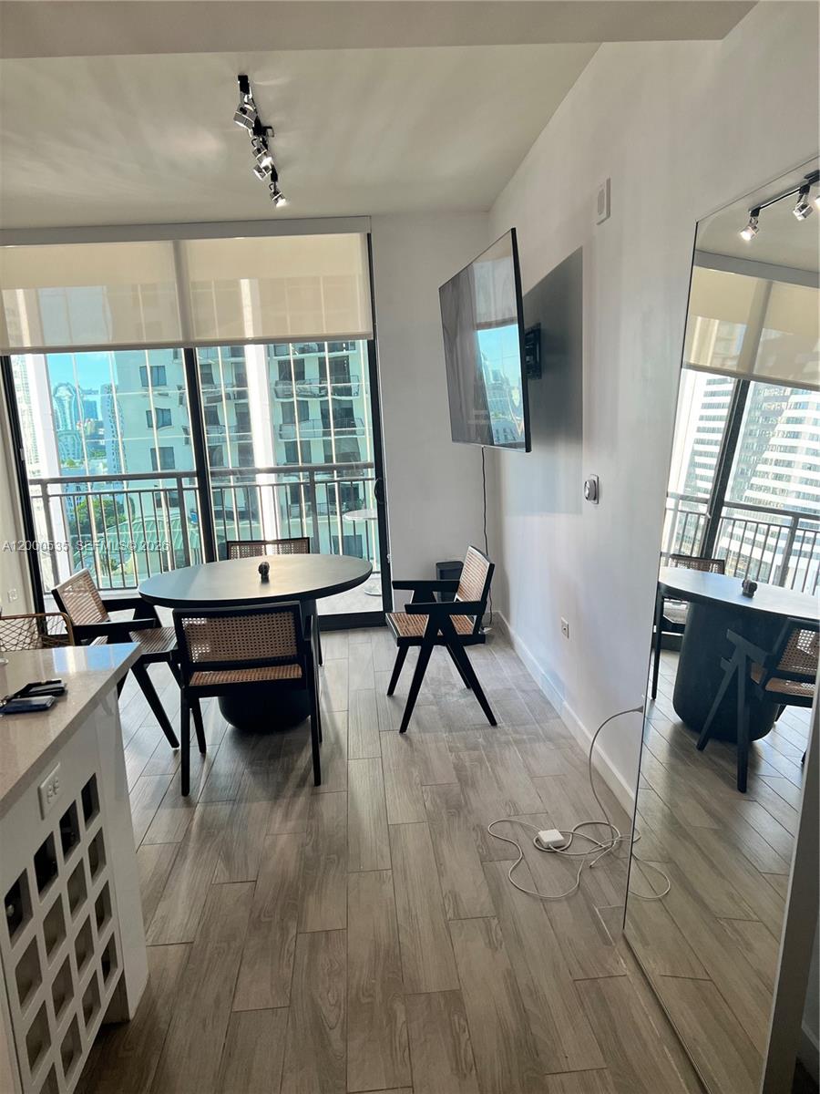 999 Southwest 1st Street, Unit 1515 Miami, FL 33130 - Photo 9 of 12