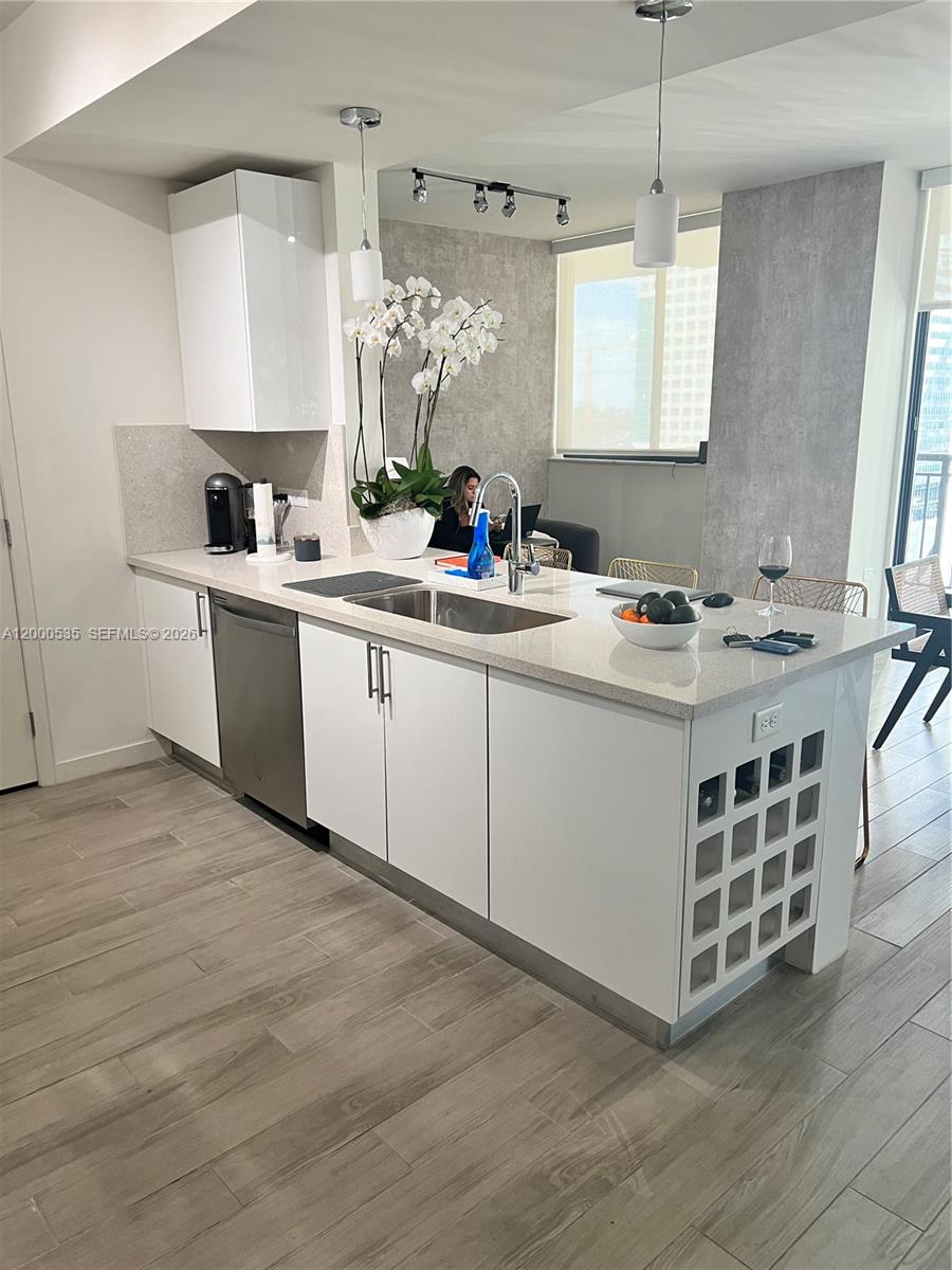 999 Southwest 1st Street, Unit 1515 Miami, FL 33130 - Photo 10 of 12