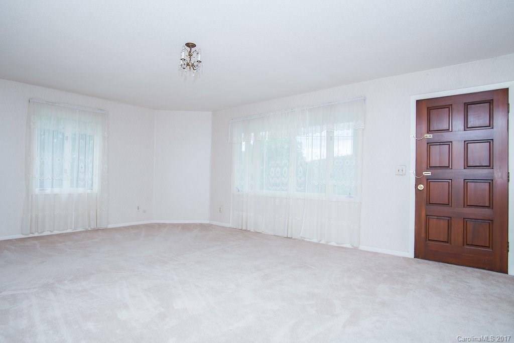490 Morehead Road Marion, NC 28752 - Photo 14 of 24 Gallery Image 14