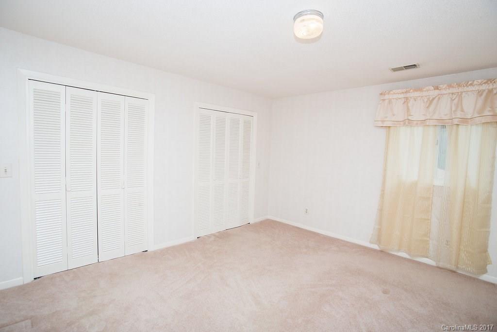 490 Morehead Road Marion, NC 28752 - Photo 15 of 24 Gallery Image 15