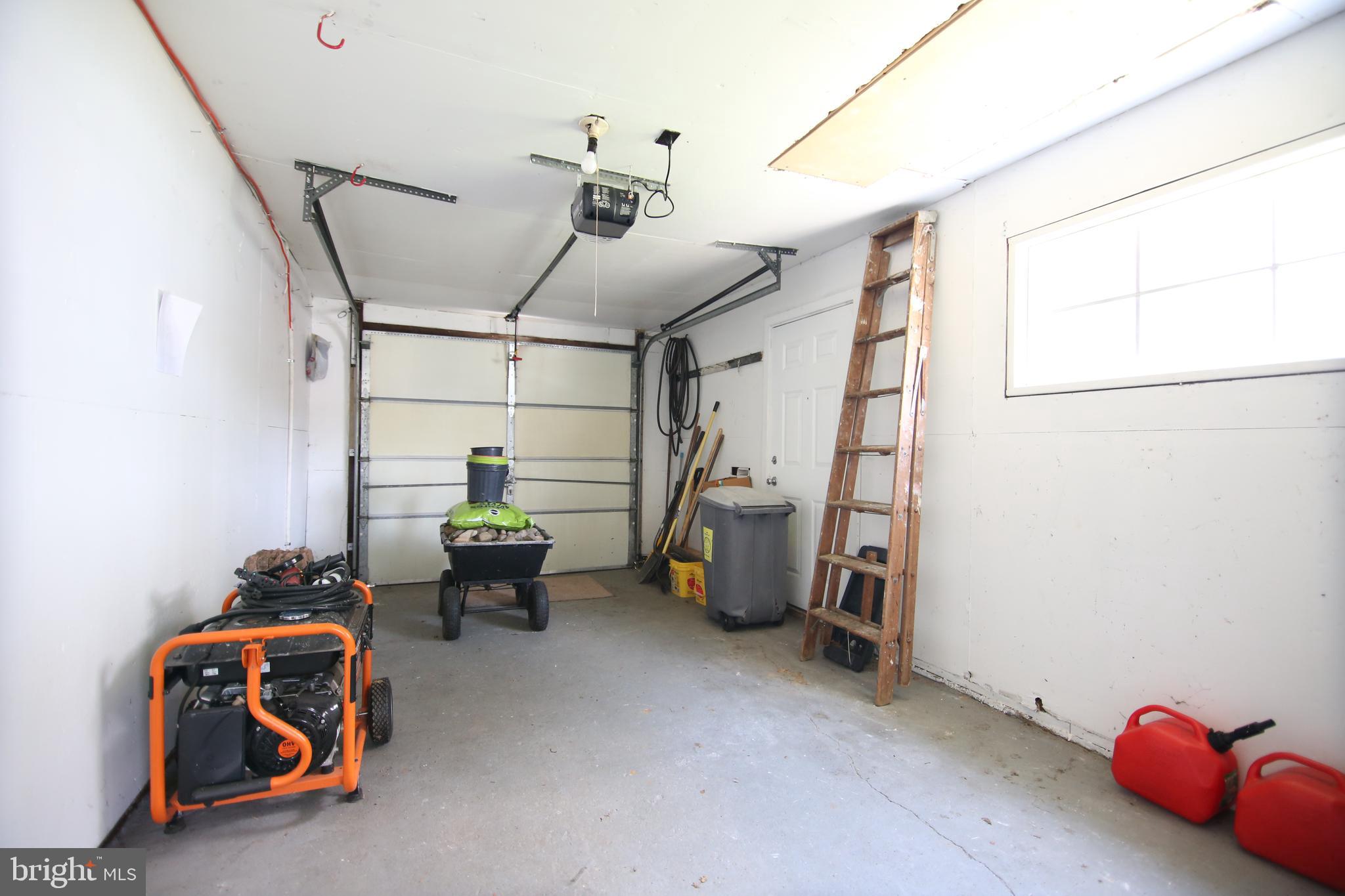 10 Tempo Road Levittown, PA 19056 - Photo 21 of 25 Gallery Image 21