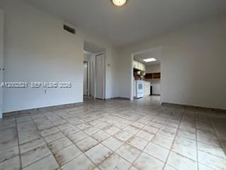 $2,000 | Hialeah Acres, Hialeah, FL 33010