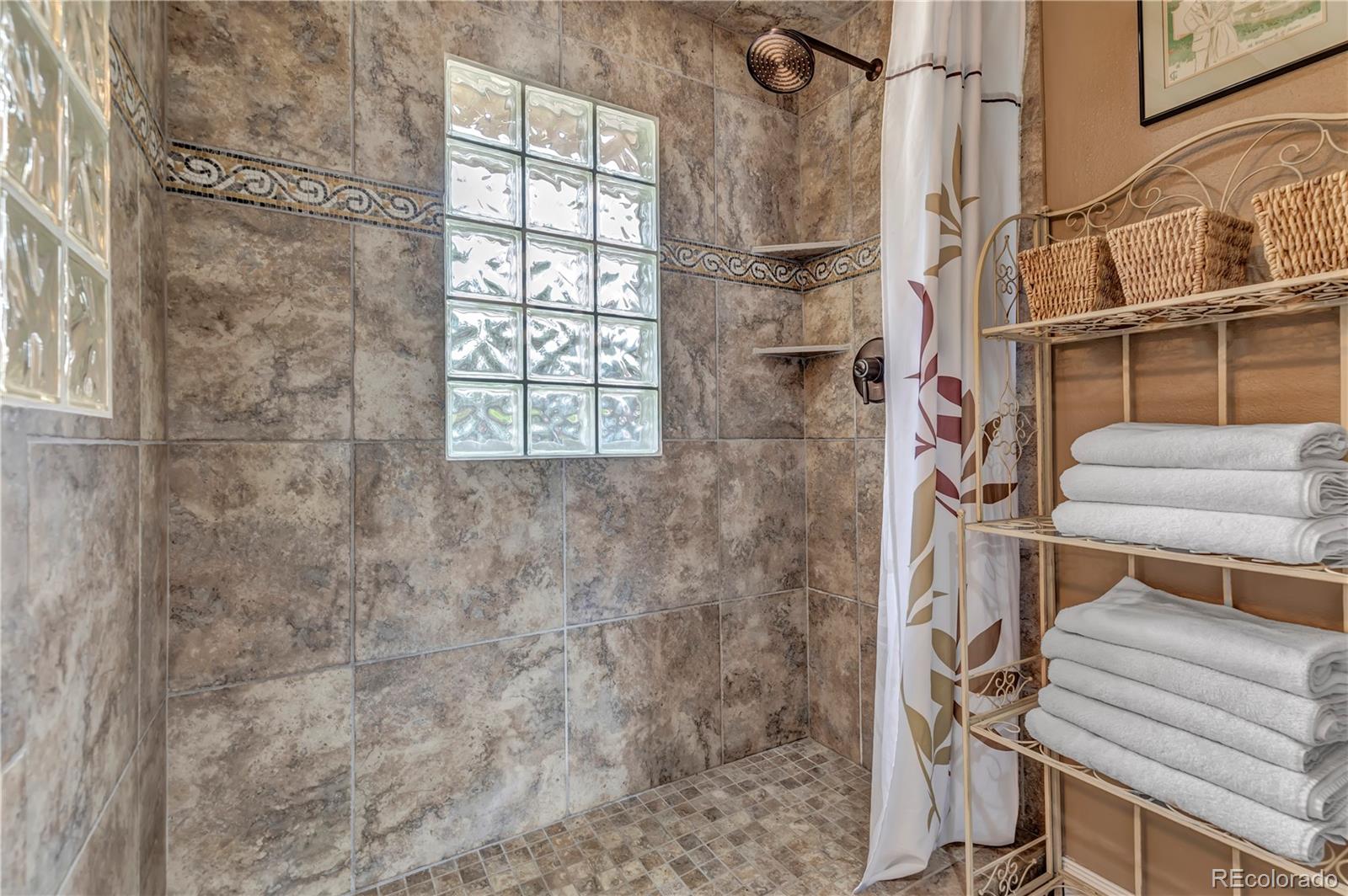 8922 Comanche Road Niwot, CO 80503 - Photo 19 of 40