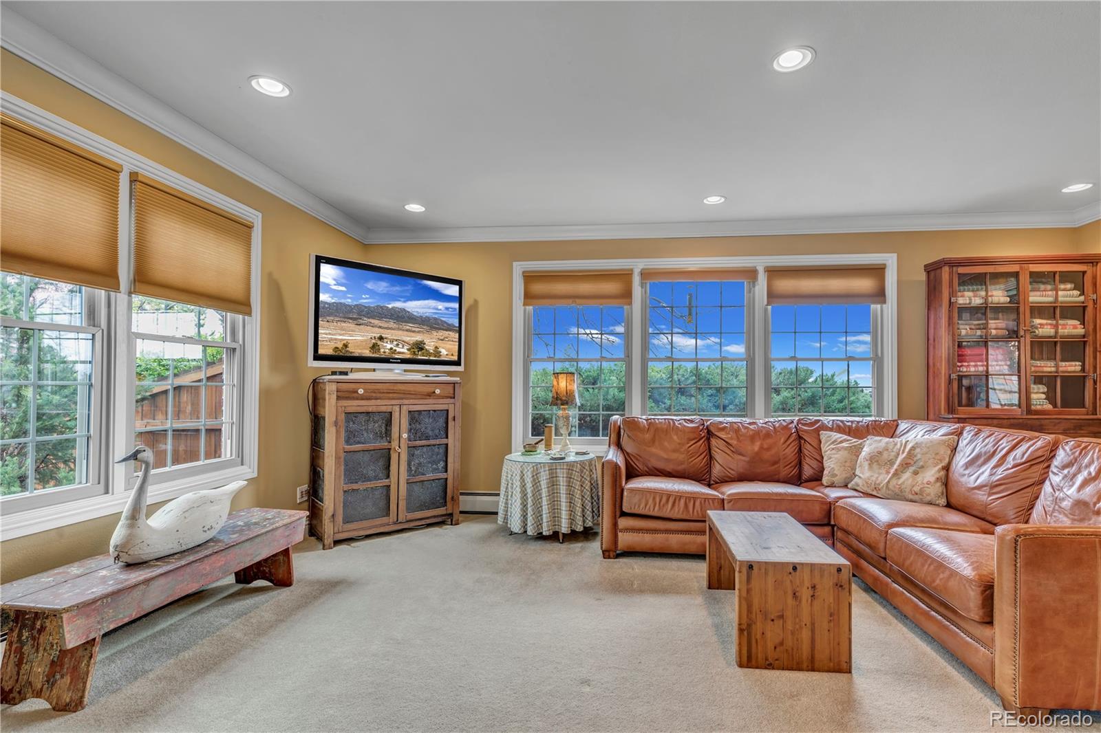 8922 Comanche Road Niwot, CO 80503 - Photo 7 of 40