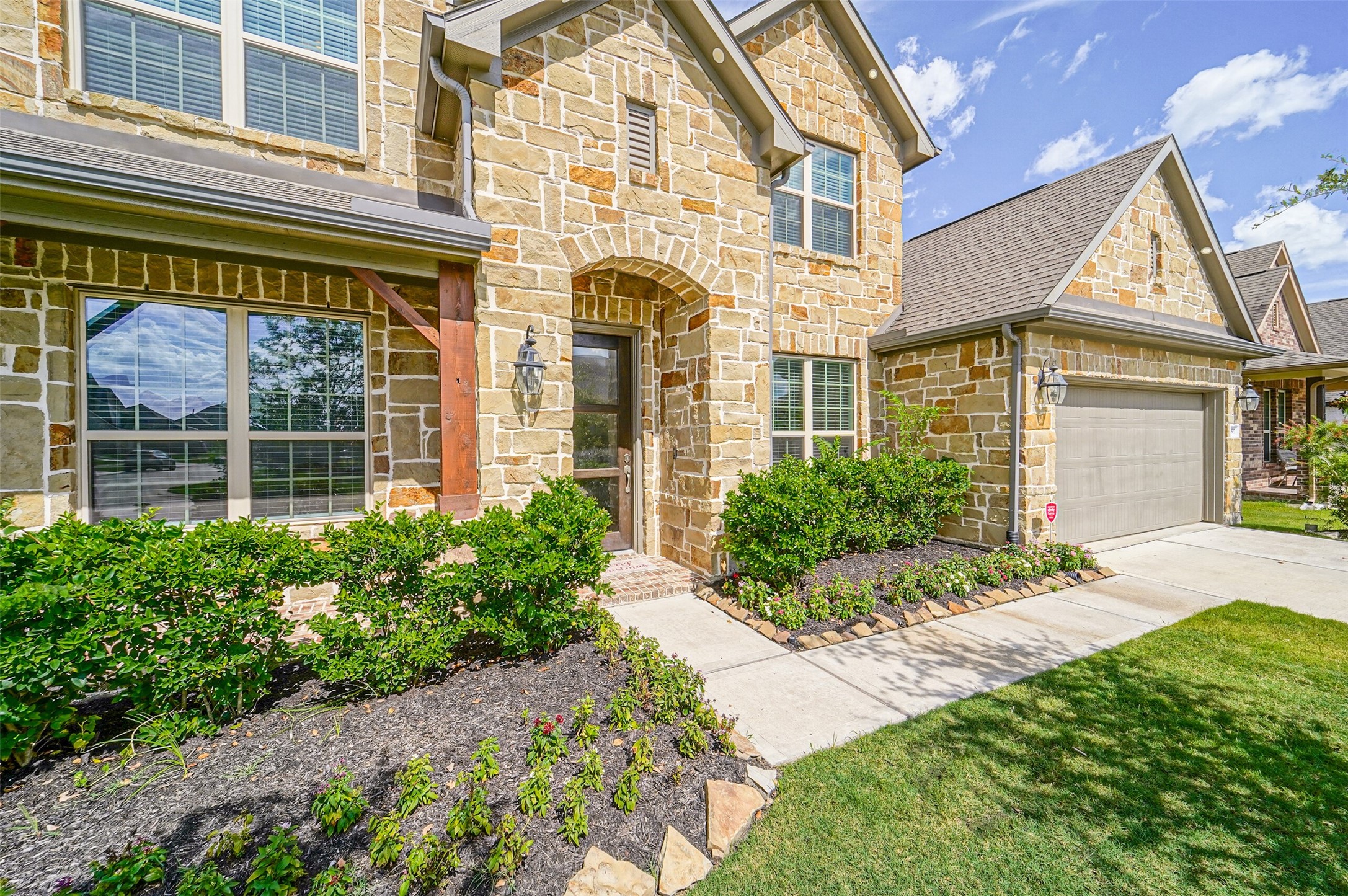 9507 Carson Lane Rosharon, TX 77583 - Photo 4 of 45